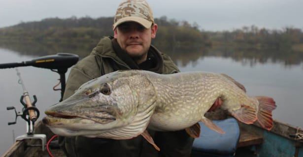 Pike Fishing PB - Scott Kingsley
