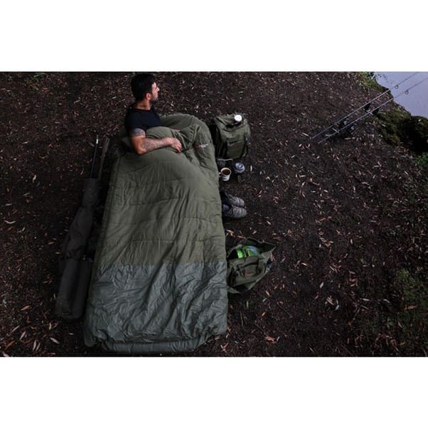 Advanta Discovery CX5 5 Season Sleeping Bag - Advanta Thursday
