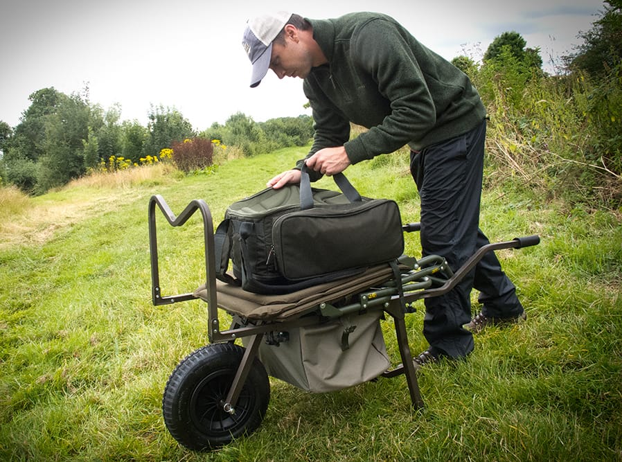 Wednesday Review... Korum Compact Barrow
