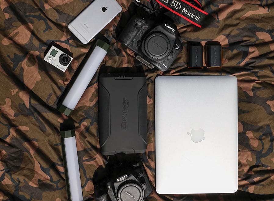Wednesday Review... RidgeMonkey Vault Dual Voltage Powerpack