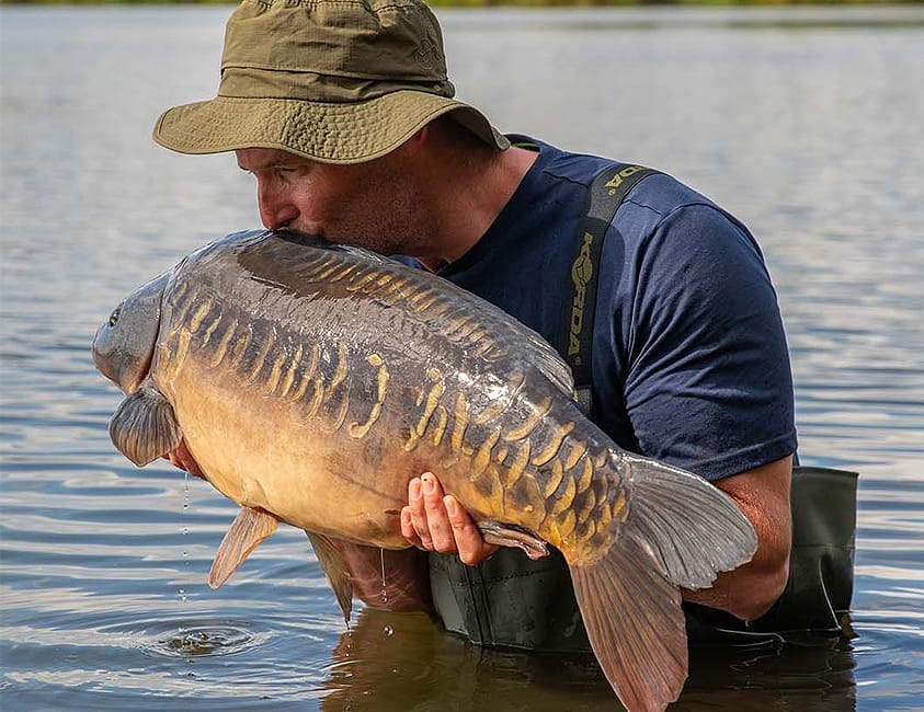 Korda Summer Day Ticket Carp Fishing Masterclass - Darrell Peck 
