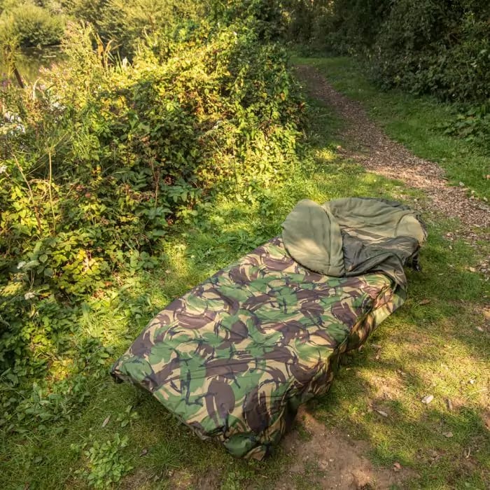 Advanta Discovery CCX5 5 Season Sleeping Bag - Advanta Thursday