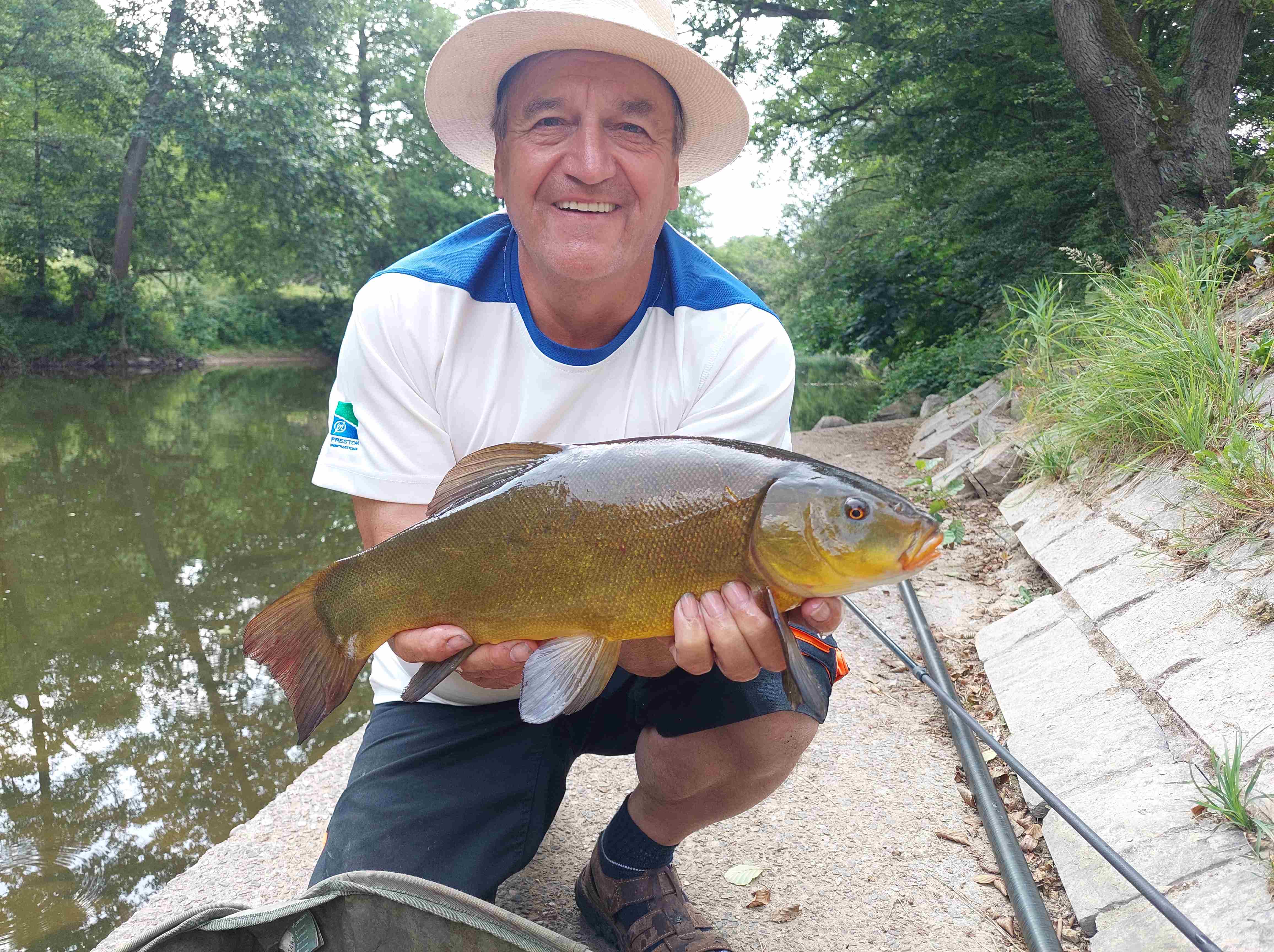Tench Fishing with Expert Angler