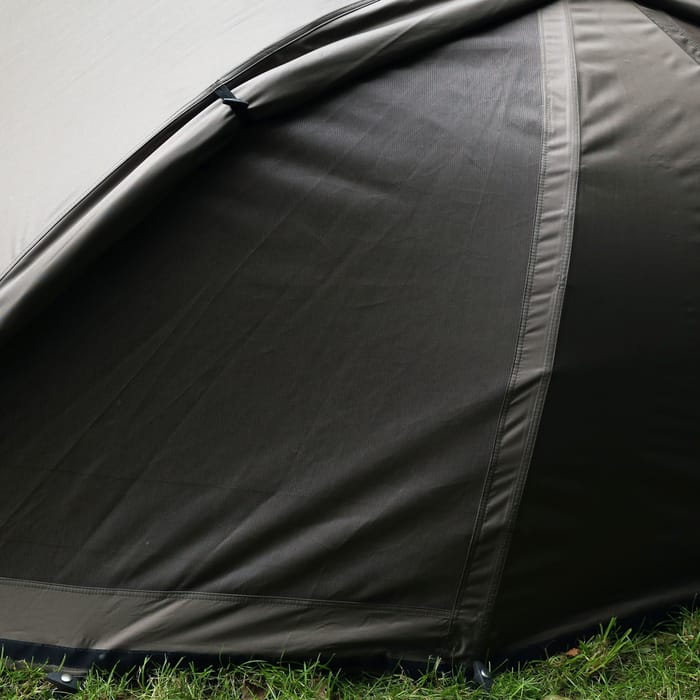 Fox Ultra 60 Khaki Brolly Close Up Outside 