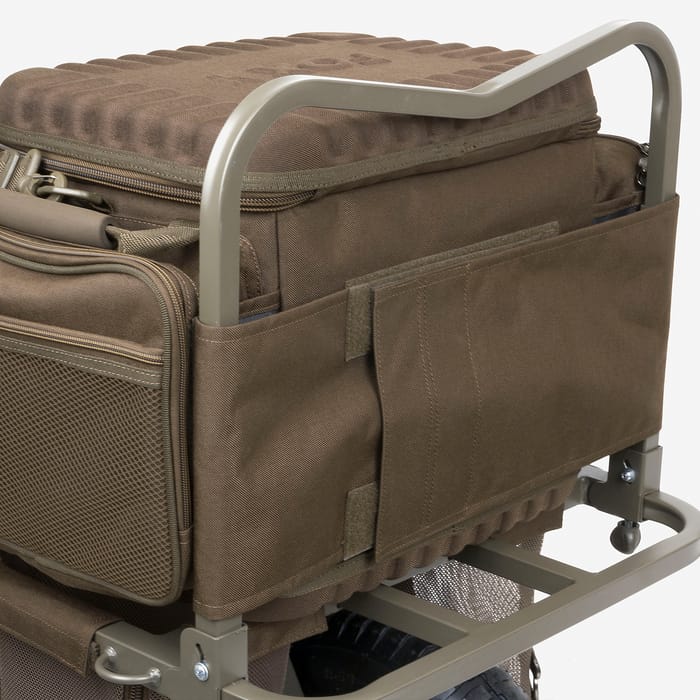 Fox Voyager Bag On Barrow