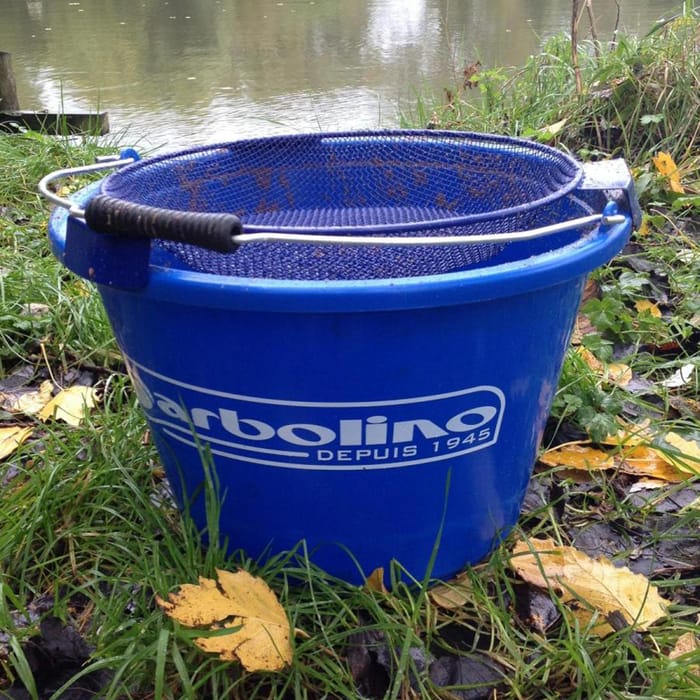 Garbolino Groundbait Bucket In Use 1