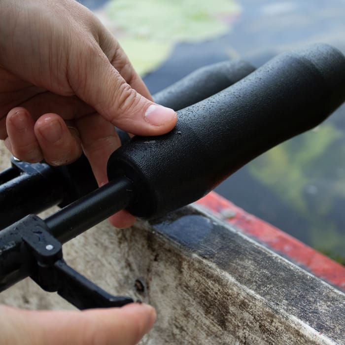 Korum Snapper Floating Bank & Boat Sling In Use 4
