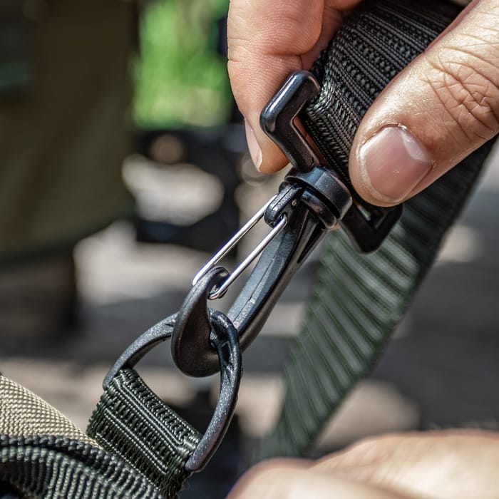 Korum Transition Bait & Bits Fishing Bag Close Up Clip 1