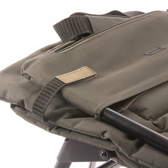 Nash Indulgence Ultra Lite Chair Close Up 2