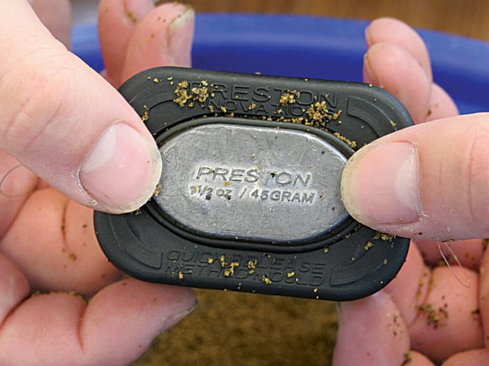 preston in-line flat feeder large