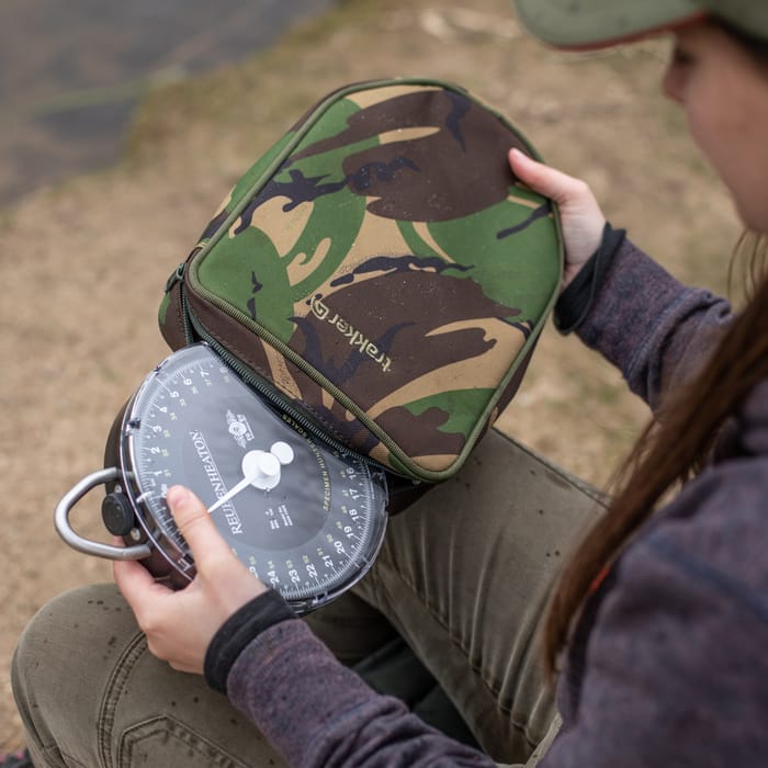 AD Trakker Scale Pouch DPM 2