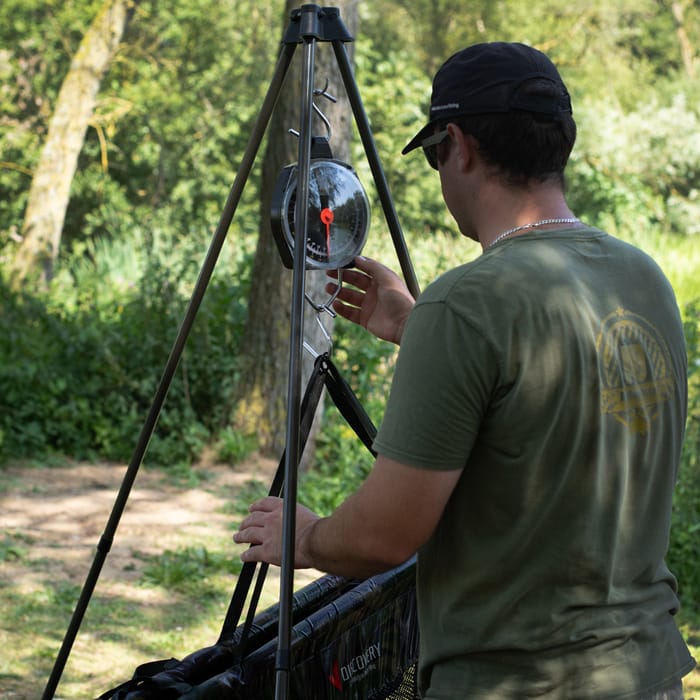 Advanta Protector Weigh Tripod