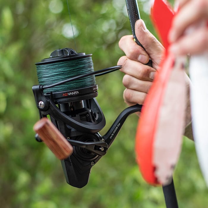Advanta Big Pit Spod & Marker Fishing Reel Inc Braid In Use  4