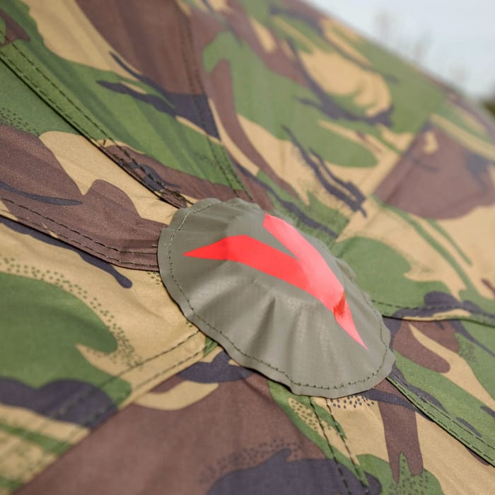 Advanta Discovery CCX DPM Low Rider Fishing Brolly V Logo