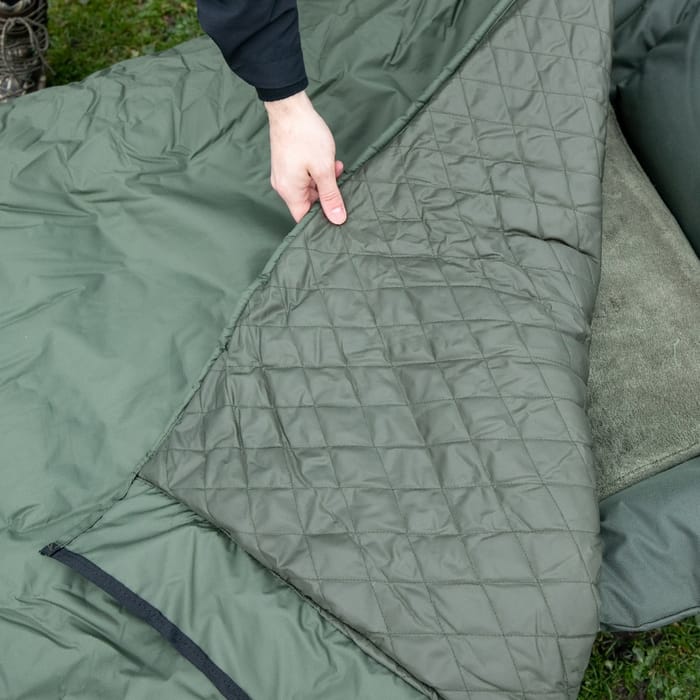 Advanta Discovery CX5 5 Season Combi Peachskin Quilt Close Up 4