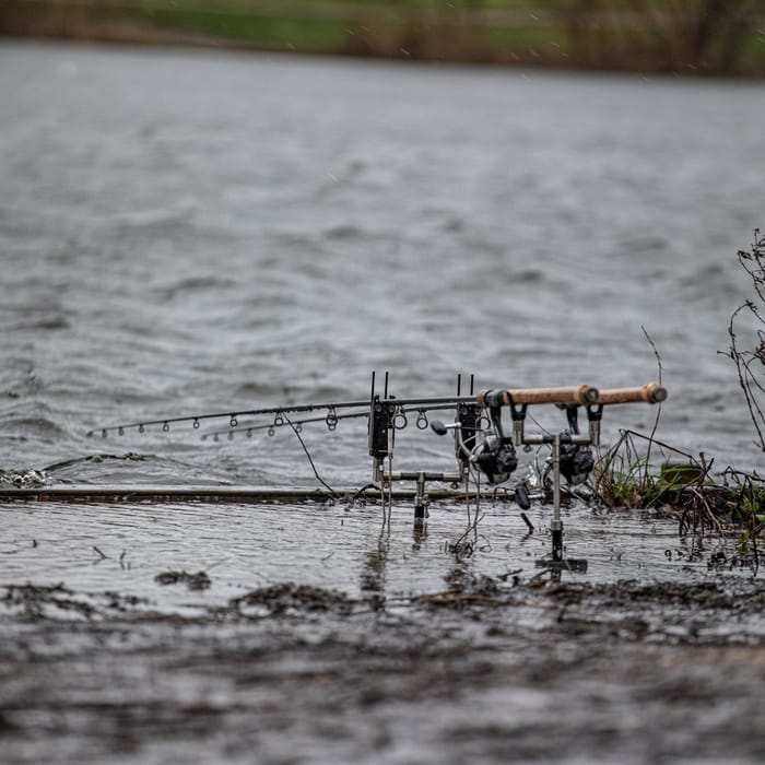 Advanta Discovery RVS Fishing Rod Twin Tip Lite In Use 8