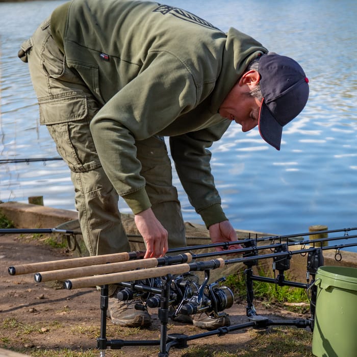 Advanta Discovery RVS Twin Tip Fishing Rods Lifestyle  6