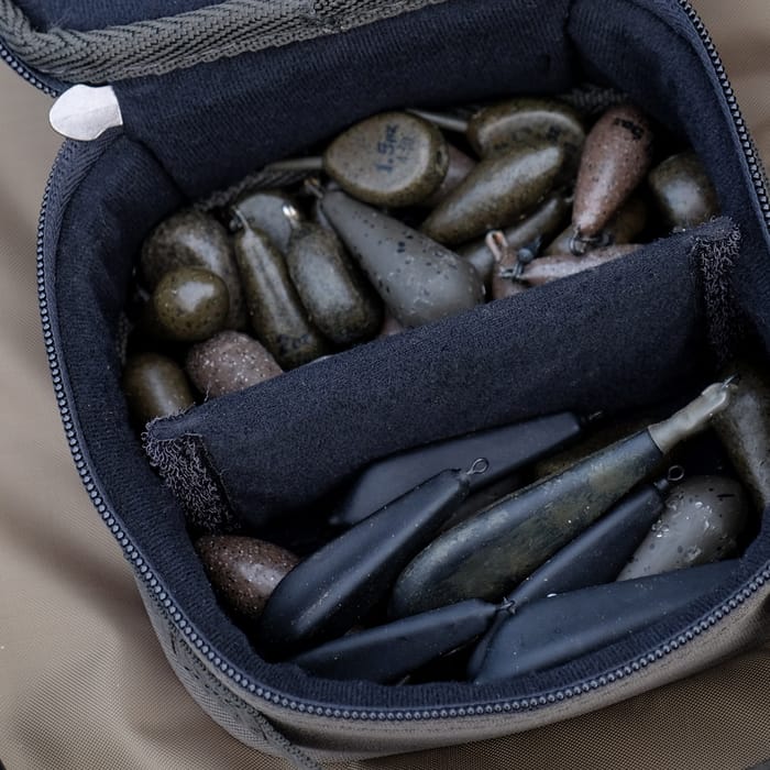 Advanta Endurance Lead Pouch Double  In Use