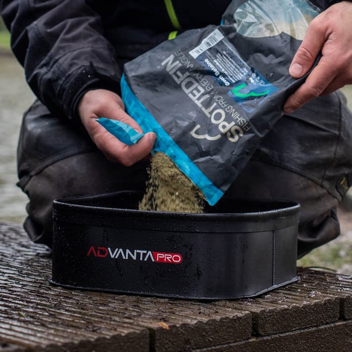 Advanta Pro EVA Square Ground Bait Bowl Set Of 4 In Use 8