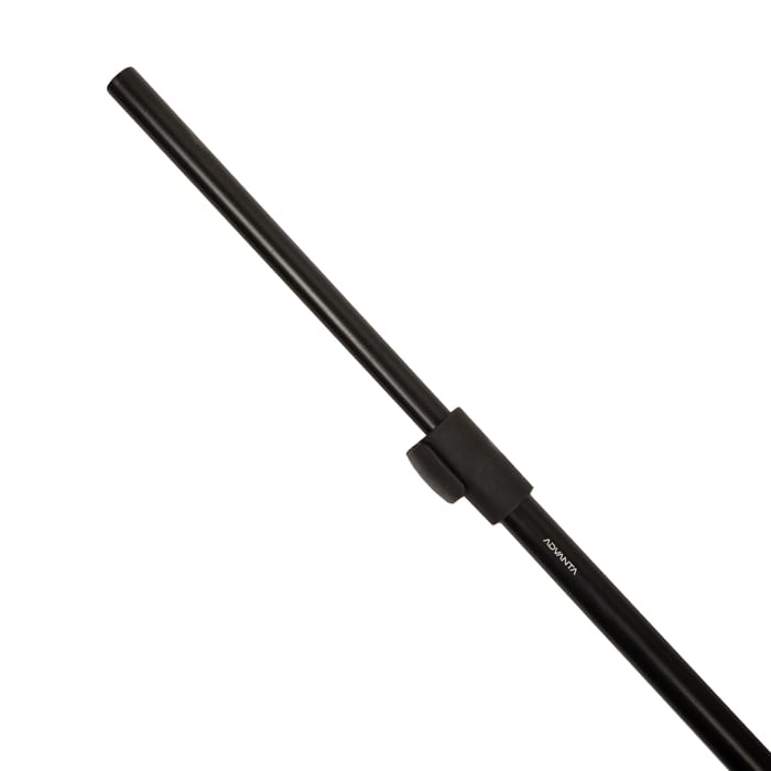 Advanta Screw Point Storm Poles Close Up 3