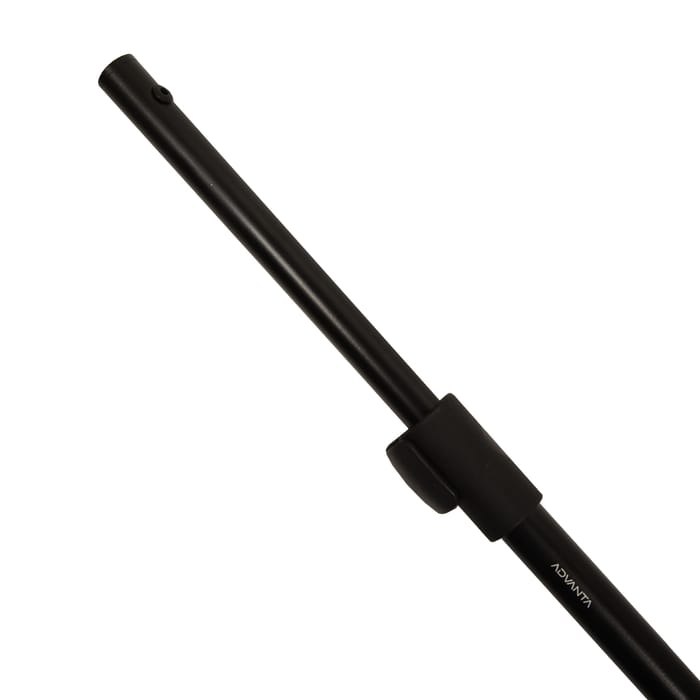 Advanta Screw Point Storm Poles Close Up 5