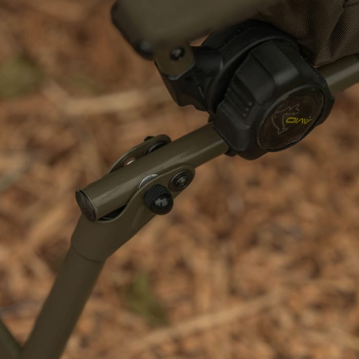 Avid Carp Benchmark Leveltech Hi-Back Recliner Chair