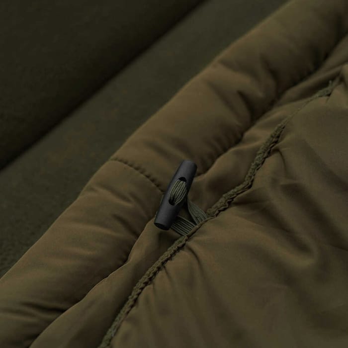 Avid Carp Benchmark Ultra Standard Sleep System Close Up 2