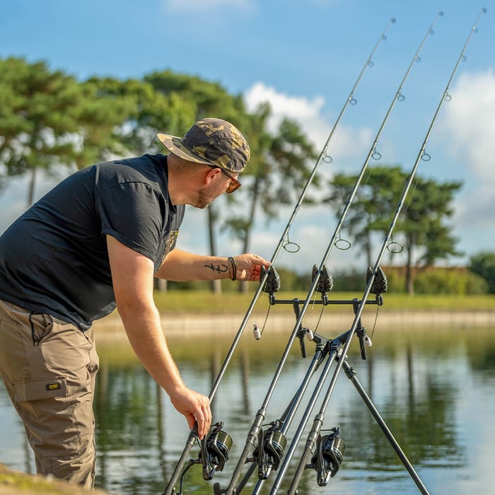 Avid Carp Extremity Rod Pod 4