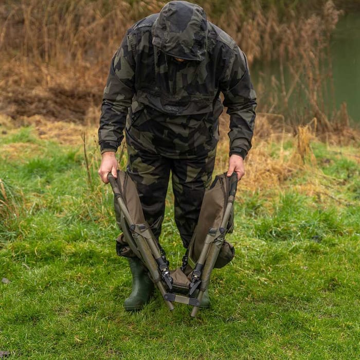Avid Carp PRO-Tect Safeguard Cradle In Use 4