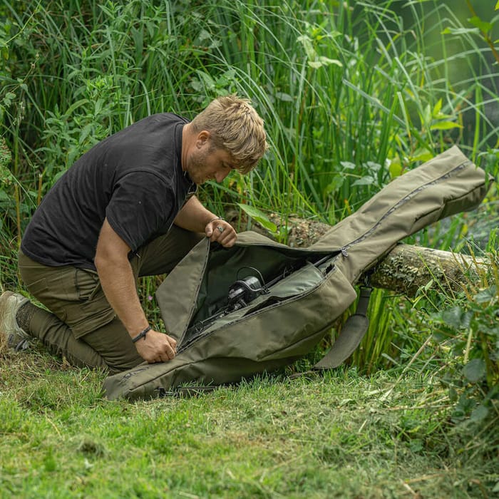 Avid Carp RVS 3 Rod Sleeve 12ft In Use 2
