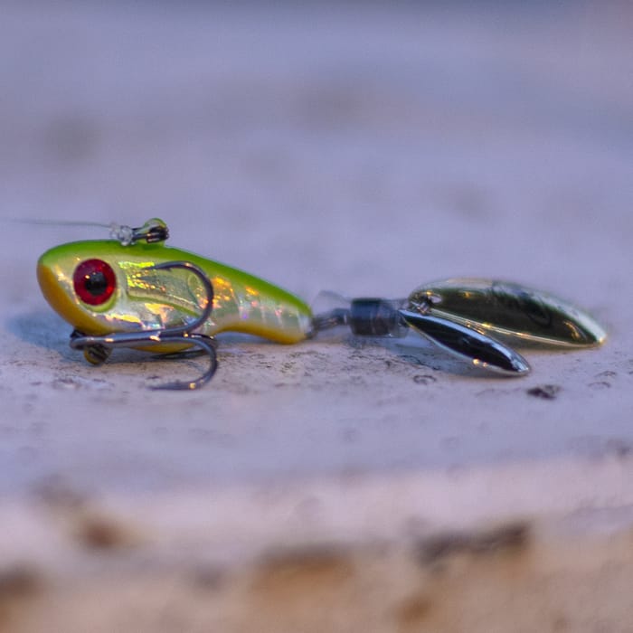 Berkley Pulse Spintail Lure 14g Close Up 2