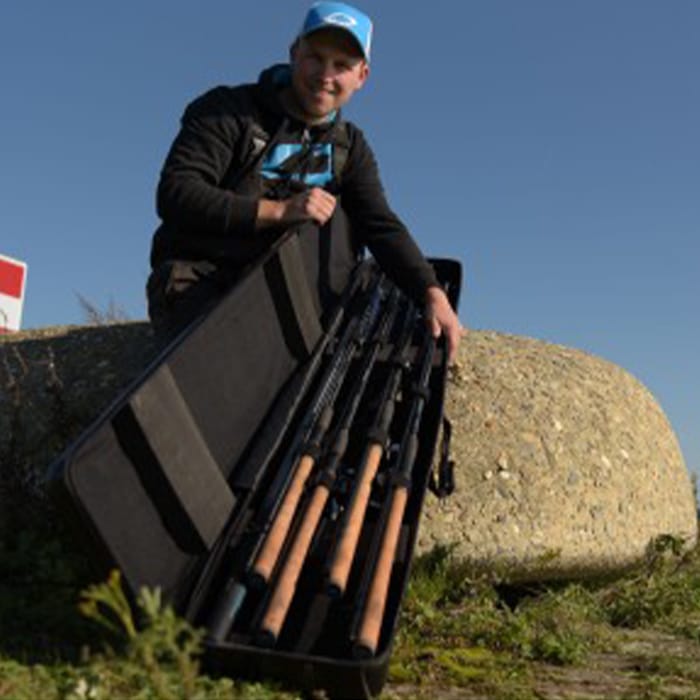 Cresta Identity Protect 175 RR Compact Fishing Case In Use 2