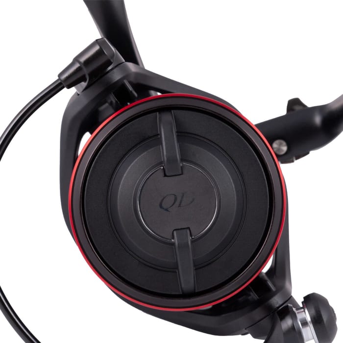 Daiwa 20 Whisker 25 QDA Reel Close Up 2
