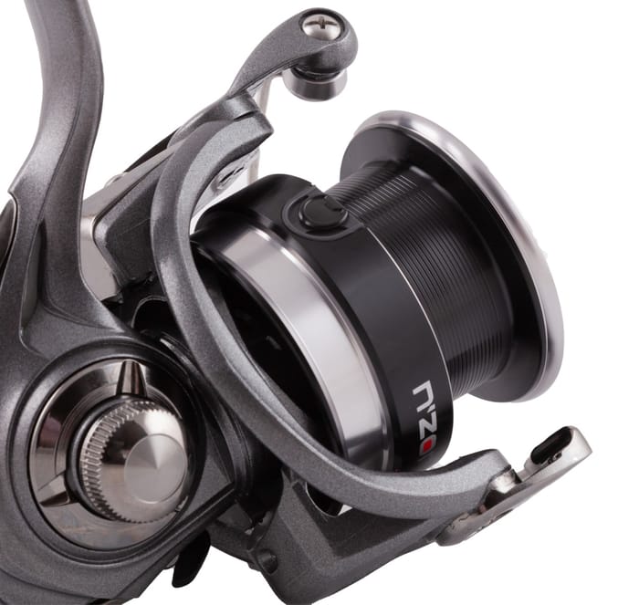 Daiwa 20 N'ZON LT Feeder Reel Close Up 5