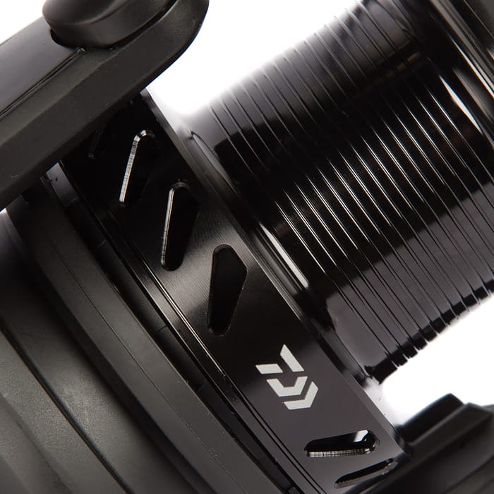 Daiwa Black Widow Reel Close Up 5