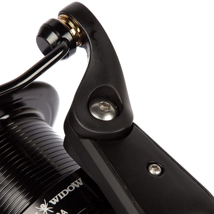 Daiwa Black Widow Reel Close Up 7