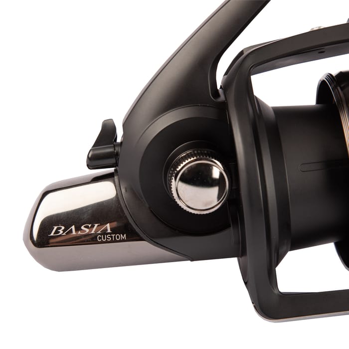 Daiwa Custom Basia DCR7 Twilight Fishing Reel Close Up 1
