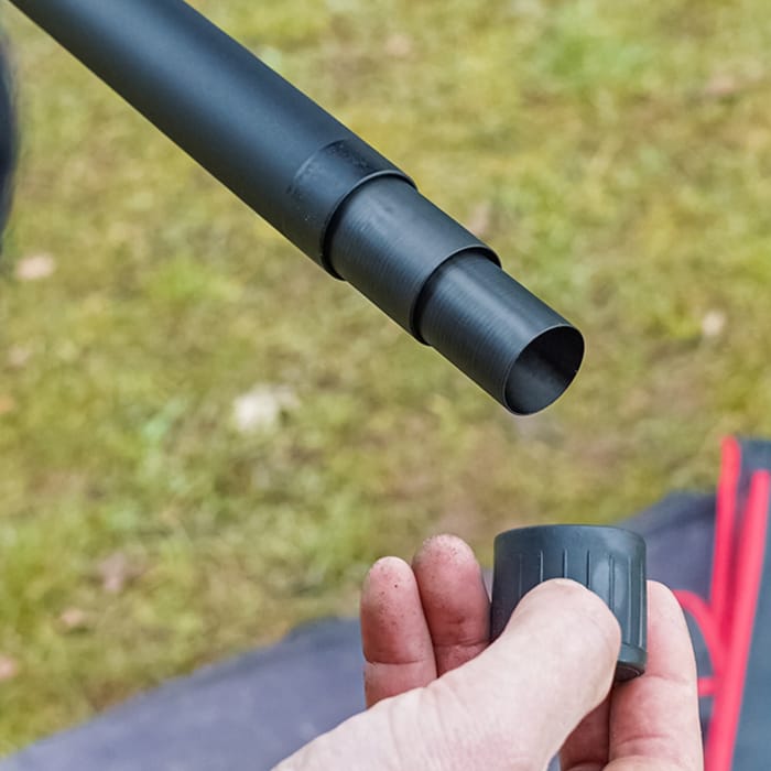 Daiwa D-VEC 3.8m Power Fishing Landing Net Handle In Use 4