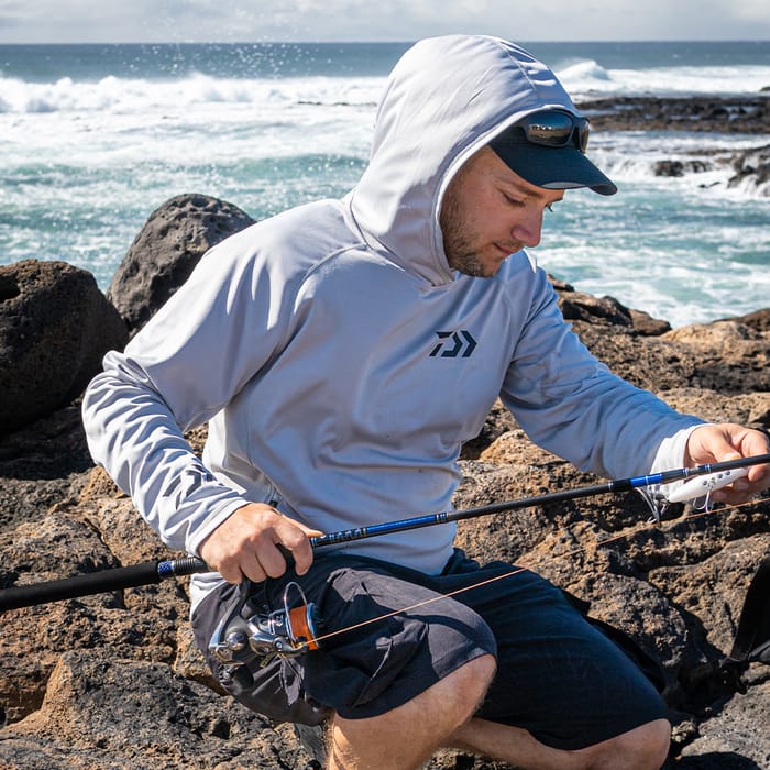 Daiwa DVEC Sun Top Hoodie 4