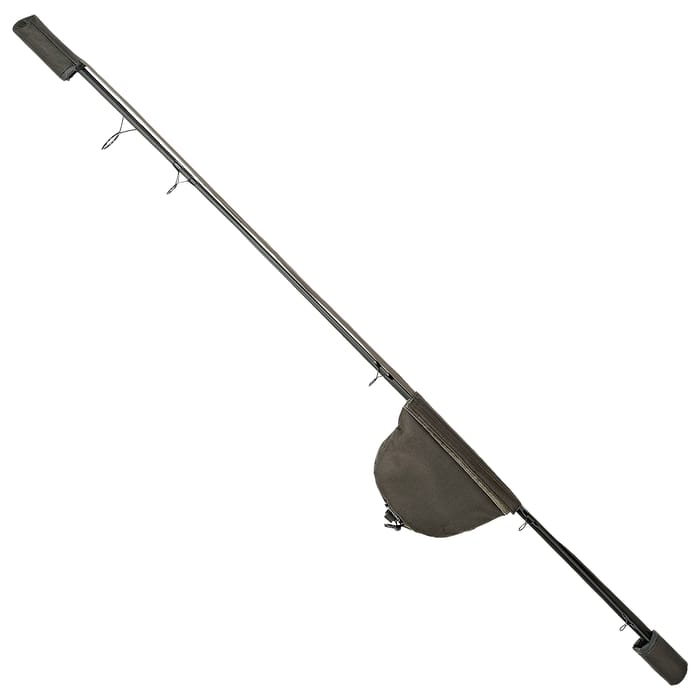 Daiwa Infinity System Elasticated Fishing Rod & Reel Hold In Use