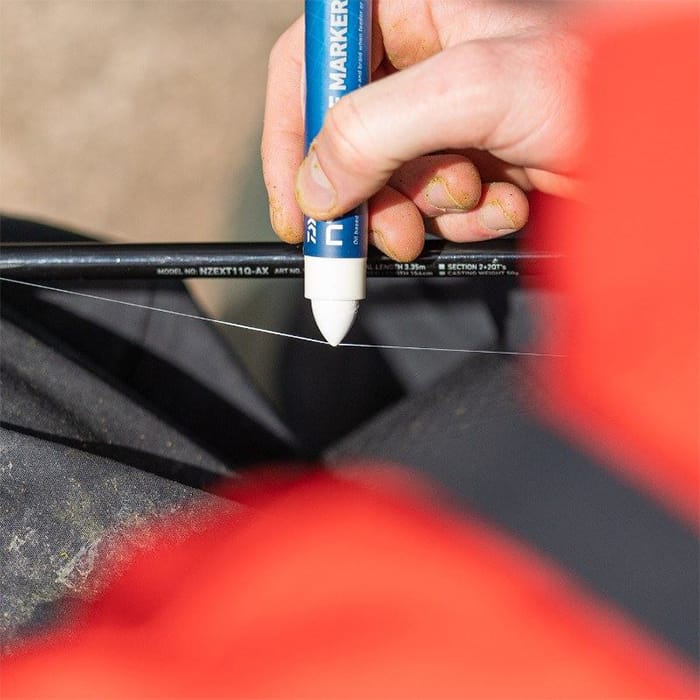 Daiwa N'ZON Fishing Line Maker Pen In Use 2