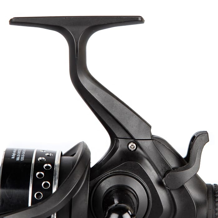 Daiwa Regal BR Reel Close Up 4