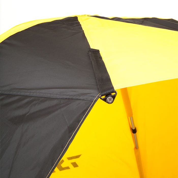 Daiwa Sandstorm Fishing Shelter Close Up 1
