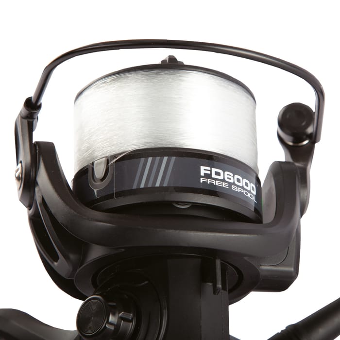 Discover Free Spool Fishing Reel Close Up 3