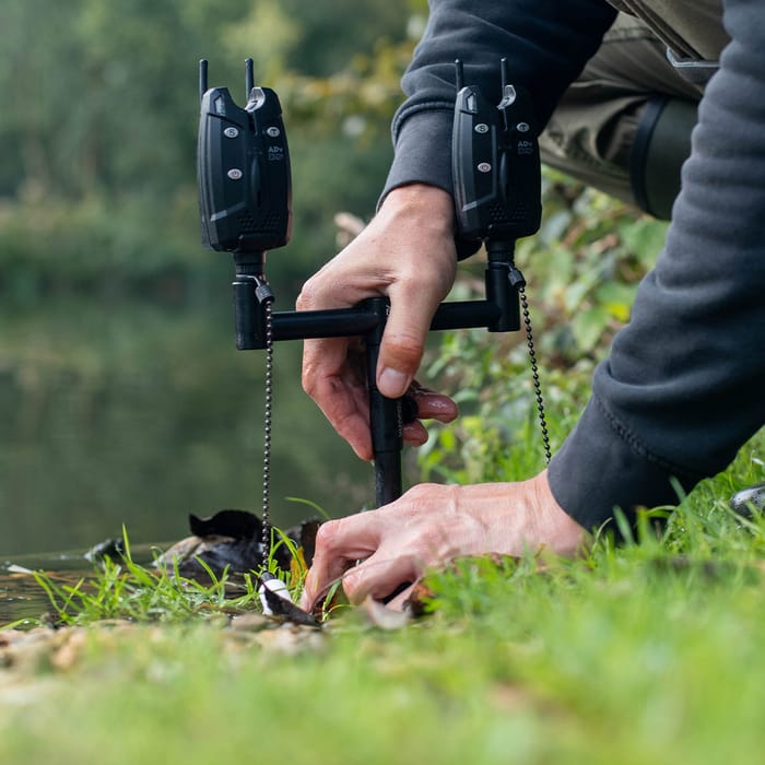 Advanta Fixed Buzz Bars 2 Rod In Use 1
