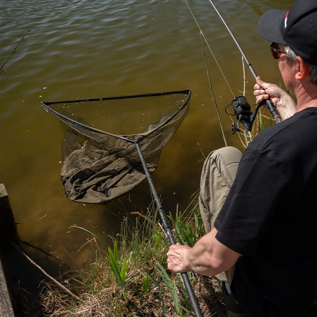 Sonik Xtractor+ Landing Net 42"
