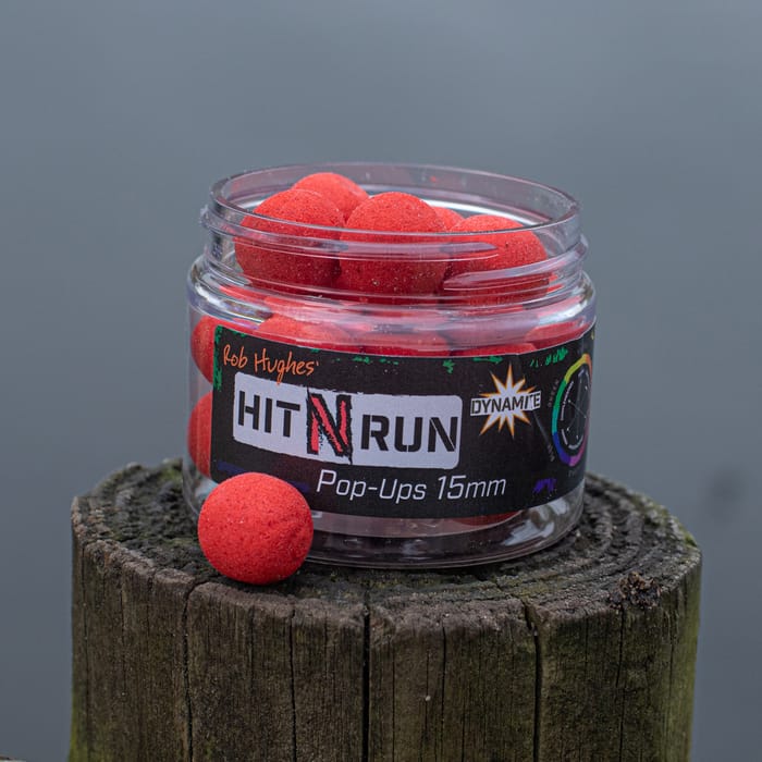 Dynamite Baits Robin Red Carp Bundle Lifestyle  4
