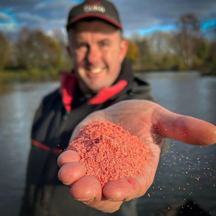 Fjuka Sensate Fish Accelerant Red Powder 100g In Use 2