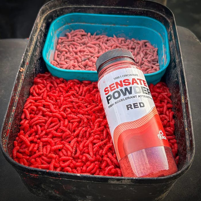 Fjuka Sensate Fish Accelerant Red Powder 100g In Use 3