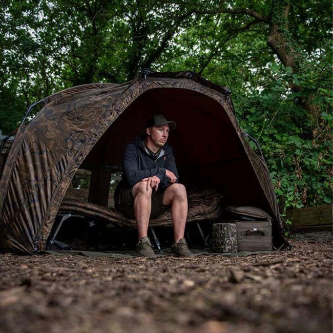 Fox Frontier Lite Camo Bivvy & Camo Vapour Peak